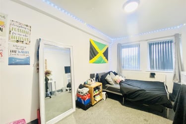 3 bed flat, Trent Bridge Buildings, West Bridgford, Nottingham, NG25FB - Image 10